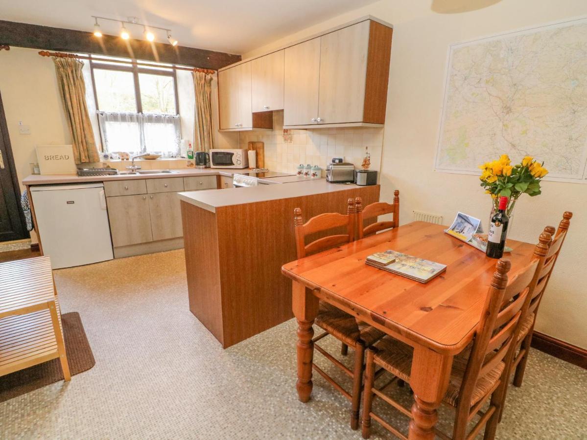 Watershed Cottage Settle Exteriér fotografie